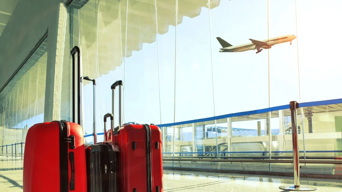 United Airlines Implements Safer Travel Procedures